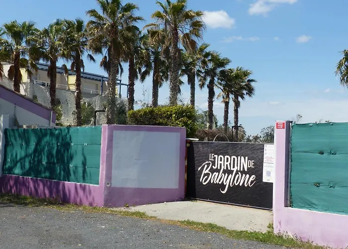 Le Jardin De Babylone Réservé Aux Couples Uniquement Hotel 4*
